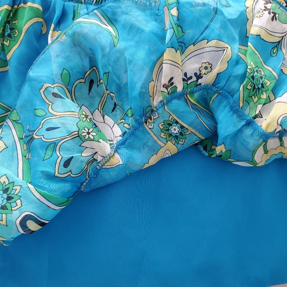 BEBE- 100٪ Silk Vintage Boho Top - Picture 10 of 11